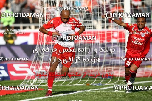 720985, Tehran, Iran, لیگ برتر فوتبال ایران، Persian Gulf Cup، Week 9، First Leg، Persepolis 1 v 1 Esteghlal on 2009/10/02 at Azadi Stadium