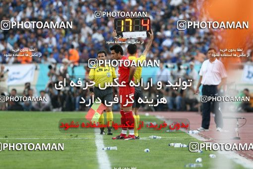 721026, Tehran, Iran, لیگ برتر فوتبال ایران، Persian Gulf Cup، Week 9، First Leg، Persepolis 1 v 1 Esteghlal on 2009/10/02 at Azadi Stadium