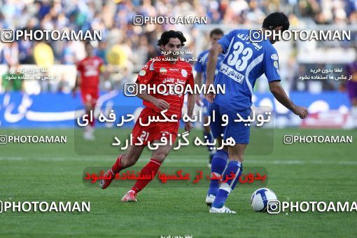 720909, Tehran, Iran, لیگ برتر فوتبال ایران، Persian Gulf Cup، Week 9، First Leg، Persepolis 1 v 1 Esteghlal on 2009/10/02 at Azadi Stadium