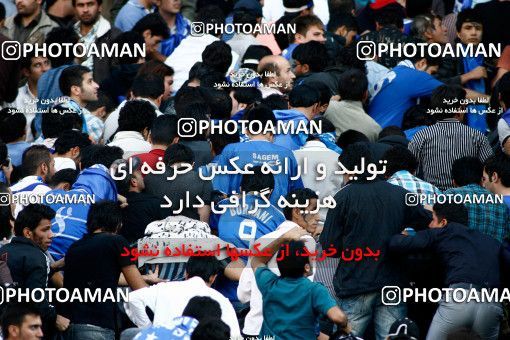 720440, Tehran, Iran, لیگ برتر فوتبال ایران، Persian Gulf Cup، Week 9، First Leg، Persepolis 1 v 1 Esteghlal on 2009/10/02 at Azadi Stadium