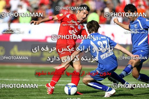 720809, Tehran, Iran, لیگ برتر فوتبال ایران، Persian Gulf Cup، Week 9، First Leg، Persepolis 1 v 1 Esteghlal on 2009/10/02 at Azadi Stadium