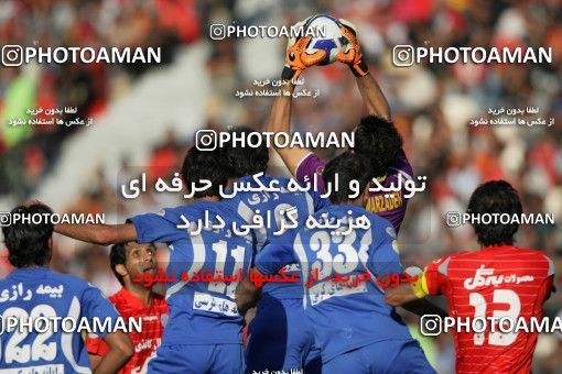 720321, Tehran, Iran, لیگ برتر فوتبال ایران، Persian Gulf Cup، Week 9، First Leg، Persepolis 1 v 1 Esteghlal on 2009/10/02 at Azadi Stadium