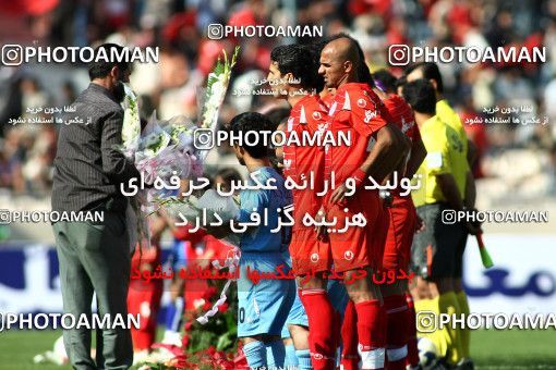 720636, Tehran, Iran, لیگ برتر فوتبال ایران، Persian Gulf Cup، Week 9، First Leg، Persepolis 1 v 1 Esteghlal on 2009/10/02 at Azadi Stadium