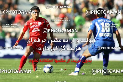 720510, Tehran, Iran, لیگ برتر فوتبال ایران، Persian Gulf Cup، Week 9، First Leg، Persepolis 1 v 1 Esteghlal on 2009/10/02 at Azadi Stadium