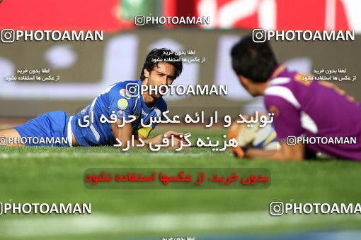 720603, Tehran, Iran, لیگ برتر فوتبال ایران، Persian Gulf Cup، Week 9، First Leg، Persepolis 1 v 1 Esteghlal on 2009/10/02 at Azadi Stadium