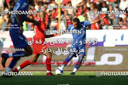 720489, Tehran, Iran, لیگ برتر فوتبال ایران، Persian Gulf Cup، Week 9، First Leg، Persepolis 1 v 1 Esteghlal on 2009/10/02 at Azadi Stadium