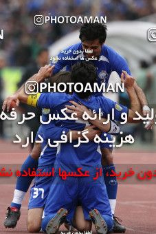 722642, Tehran, Iran, لیگ برتر فوتبال ایران، Persian Gulf Cup، Week 26، Second Leg، Persepolis 2 v 1 Esteghlal on 2010/02/03 at Azadi Stadium