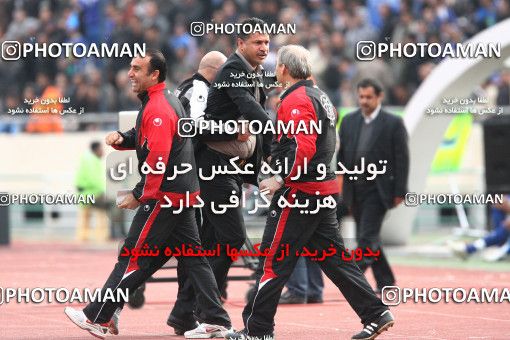 722677, Tehran, Iran, لیگ برتر فوتبال ایران، Persian Gulf Cup، Week 26، Second Leg، Persepolis 2 v 1 Esteghlal on 2010/02/03 at Azadi Stadium