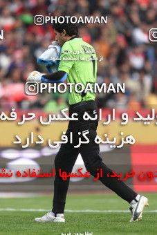 722674, Tehran, Iran, لیگ برتر فوتبال ایران، Persian Gulf Cup، Week 26، Second Leg، Persepolis 2 v 1 Esteghlal on 2010/02/03 at Azadi Stadium