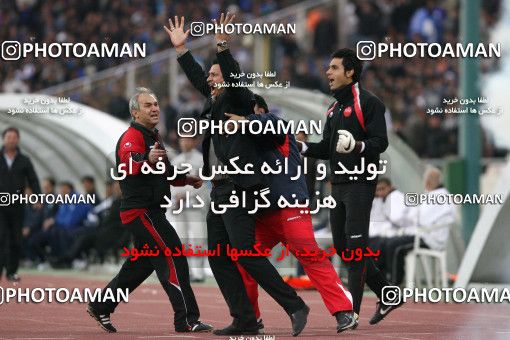 722766, Tehran, Iran, لیگ برتر فوتبال ایران، Persian Gulf Cup، Week 26، Second Leg، Persepolis 2 v 1 Esteghlal on 2010/02/03 at Azadi Stadium