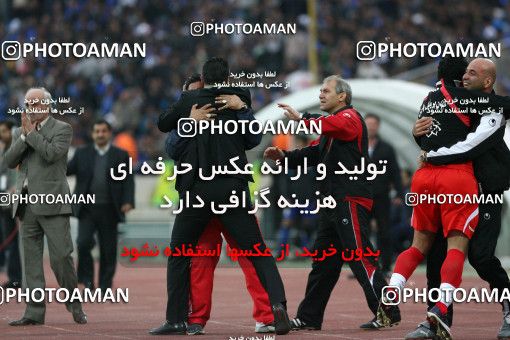 722724, Tehran, Iran, لیگ برتر فوتبال ایران، Persian Gulf Cup، Week 26، Second Leg، Persepolis 2 v 1 Esteghlal on 2010/02/03 at Azadi Stadium
