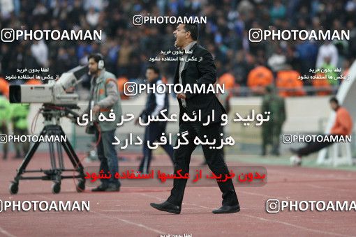 722606, Tehran, Iran, لیگ برتر فوتبال ایران، Persian Gulf Cup، Week 26، Second Leg، Persepolis 2 v 1 Esteghlal on 2010/02/03 at Azadi Stadium