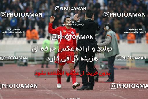 722770, Tehran, Iran, لیگ برتر فوتبال ایران، Persian Gulf Cup، Week 26، Second Leg، Persepolis 2 v 1 Esteghlal on 2010/02/03 at Azadi Stadium