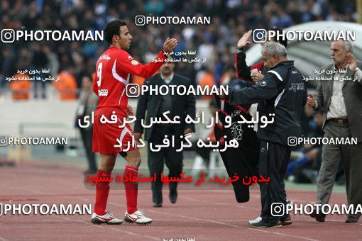 722734, Tehran, Iran, لیگ برتر فوتبال ایران، Persian Gulf Cup، Week 26، Second Leg، Persepolis 2 v 1 Esteghlal on 2010/02/03 at Azadi Stadium