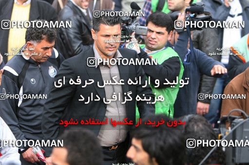 721209, Tehran, Iran, لیگ برتر فوتبال ایران، Persian Gulf Cup، Week 26، Second Leg، Persepolis 2 v 1 Esteghlal on 2010/02/03 at Azadi Stadium
