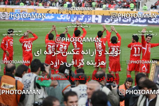 721332, Tehran, Iran, لیگ برتر فوتبال ایران، Persian Gulf Cup، Week 26، Second Leg، Persepolis 2 v 1 Esteghlal on 2010/02/03 at Azadi Stadium