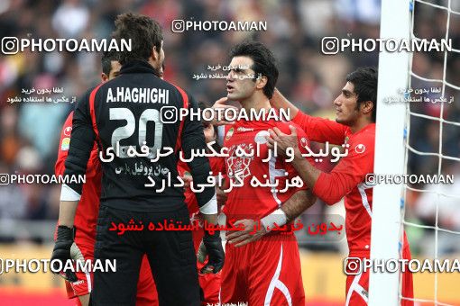 721257, Tehran, Iran, لیگ برتر فوتبال ایران، Persian Gulf Cup، Week 26، Second Leg، Persepolis 2 v 1 Esteghlal on 2010/02/03 at Azadi Stadium