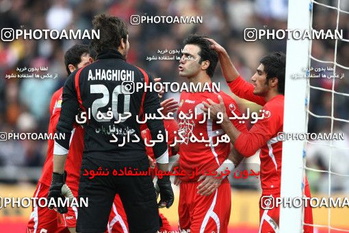 721221, Tehran, Iran, لیگ برتر فوتبال ایران، Persian Gulf Cup، Week 26، Second Leg، Persepolis 2 v 1 Esteghlal on 2010/02/03 at Azadi Stadium