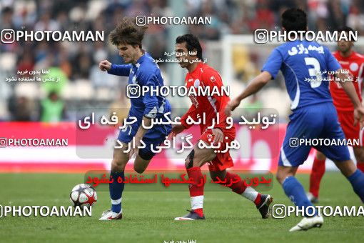721181, Tehran, Iran, لیگ برتر فوتبال ایران، Persian Gulf Cup، Week 26، Second Leg، Persepolis 2 v 1 Esteghlal on 2010/02/03 at Azadi Stadium