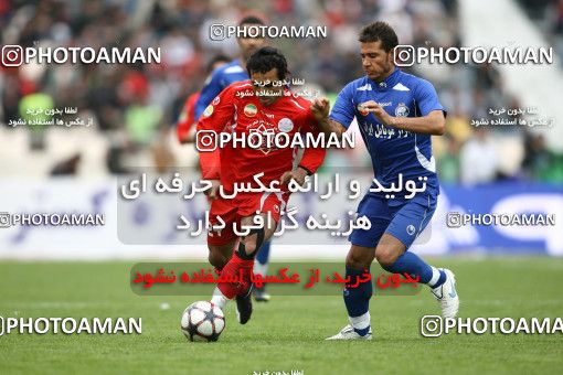 721236, Tehran, Iran, لیگ برتر فوتبال ایران، Persian Gulf Cup، Week 26، Second Leg، Persepolis 2 v 1 Esteghlal on 2010/02/03 at Azadi Stadium
