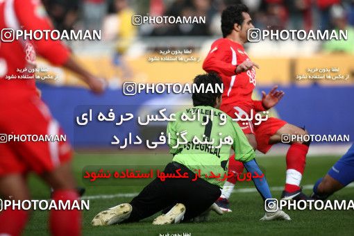 723575, Tehran, Iran, لیگ برتر فوتبال ایران، Persian Gulf Cup، Week 26، Second Leg، Persepolis 2 v 1 Esteghlal on 2010/02/03 at Azadi Stadium