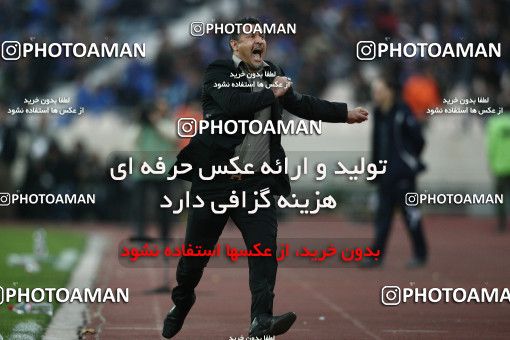 723451, Tehran, Iran, لیگ برتر فوتبال ایران، Persian Gulf Cup، Week 26، Second Leg، Persepolis 2 v 1 Esteghlal on 2010/02/03 at Azadi Stadium
