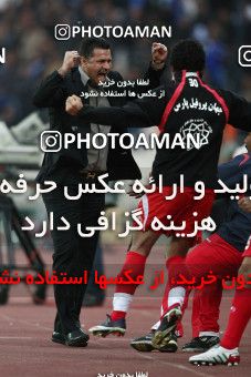 723531, Tehran, Iran, لیگ برتر فوتبال ایران، Persian Gulf Cup، Week 26، Second Leg، Persepolis 2 v 1 Esteghlal on 2010/02/03 at Azadi Stadium