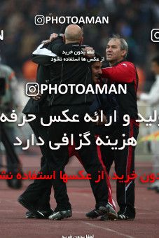 723287, Tehran, Iran, لیگ برتر فوتبال ایران، Persian Gulf Cup، Week 26، Second Leg، Persepolis 2 v 1 Esteghlal on 2010/02/03 at Azadi Stadium