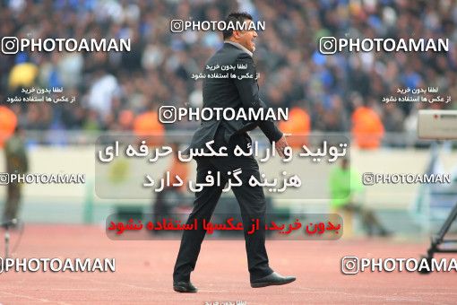 721135, Tehran, Iran, لیگ برتر فوتبال ایران، Persian Gulf Cup، Week 26، Second Leg، Persepolis 2 v 1 Esteghlal on 2010/02/03 at Azadi Stadium