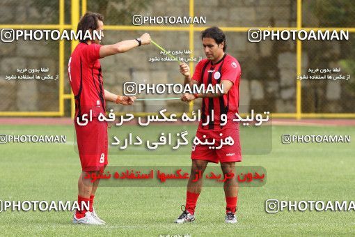 724354, جلسه تمرینی تیم فوتبال پرسپولیس, 1391/03/30, , تهران, ورزشگاه شهید درفشی فر
