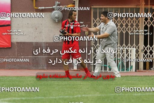 724233, جلسه تمرینی تیم فوتبال پرسپولیس, 1391/03/30, , تهران, ورزشگاه شهید درفشی فر