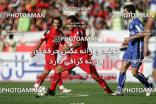 725519, Tehran, [*parameter:4*], لیگ برتر فوتبال ایران، Persian Gulf Cup، Week 9، First Leg، Persepolis 1 v 1 Esteghlal on 2008/10/03 at Azadi Stadium