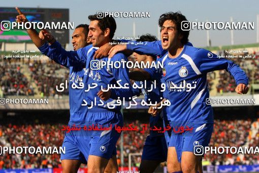 725062, Tehran, [*parameter:4*], لیگ برتر فوتبال ایران، Persian Gulf Cup، Week 26، Second Leg، Esteghlal 1 v 1 Persepolis on 2009/02/13 at Azadi Stadium