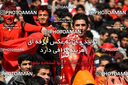 725231, Tehran, [*parameter:4*], لیگ برتر فوتبال ایران، Persian Gulf Cup، Week 26، Second Leg، Esteghlal 1 v 1 Persepolis on 2009/02/13 at Azadi Stadium