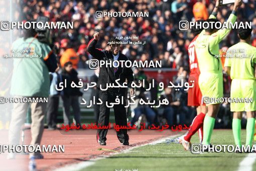 725135, Tehran, [*parameter:4*], لیگ برتر فوتبال ایران، Persian Gulf Cup، Week 26، Second Leg، Esteghlal 1 v 1 Persepolis on 2009/02/13 at Azadi Stadium