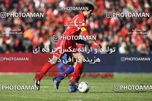 725228, Tehran, [*parameter:4*], لیگ برتر فوتبال ایران، Persian Gulf Cup، Week 26، Second Leg، Esteghlal 1 v 1 Persepolis on 2009/02/13 at Azadi Stadium