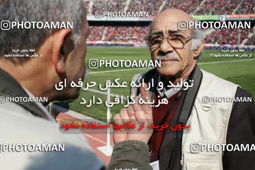 724469, Tehran, [*parameter:4*], لیگ برتر فوتبال ایران، Persian Gulf Cup، Week 26، Second Leg، Esteghlal 1 v 1 Persepolis on 2009/02/13 at Azadi Stadium