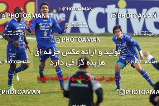 733183, Isfahan,Fooladshahr, [*parameter:4*], لیگ برتر فوتبال ایران، Persian Gulf Cup، Week 15، First Leg، Sepahan 0 v 1 Esteghlal on 2012/11/18 at Foolad Shahr Stadium