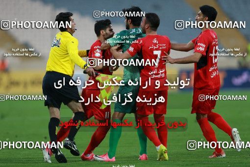 892469, Tehran, [*parameter:4*], لیگ برتر فوتبال ایران، Persian Gulf Cup، Week 29، Second Leg، Persepolis 3 v 3 Zob Ahan Esfahan on 2017/04/29 at Azadi Stadium