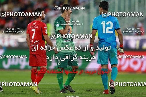 892658, Tehran, [*parameter:4*], لیگ برتر فوتبال ایران، Persian Gulf Cup، Week 29، Second Leg، Persepolis 3 v 3 Zob Ahan Esfahan on 2017/04/29 at Azadi Stadium
