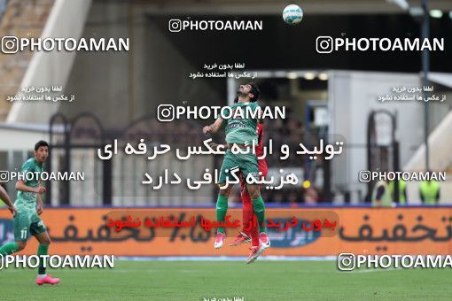 734664, Tehran, [*parameter:4*], لیگ برتر فوتبال ایران، Persian Gulf Cup، Week 29، Second Leg، Persepolis 3 v 3 Zob Ahan Esfahan on 2017/04/29 at Azadi Stadium