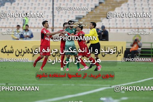 734762, Tehran, [*parameter:4*], لیگ برتر فوتبال ایران، Persian Gulf Cup، Week 29، Second Leg، Persepolis 3 v 3 Zob Ahan Esfahan on 2017/04/29 at Azadi Stadium
