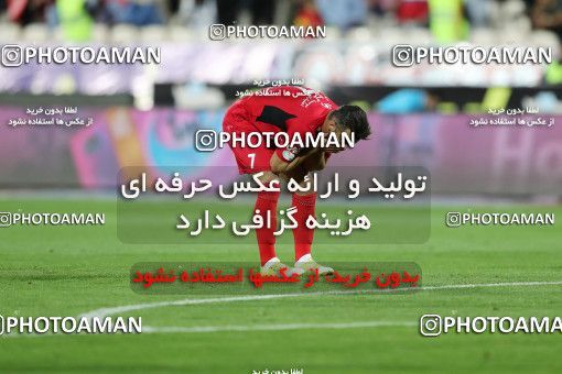 734650, Tehran, [*parameter:4*], لیگ برتر فوتبال ایران، Persian Gulf Cup، Week 29، Second Leg، Persepolis 3 v 3 Zob Ahan Esfahan on 2017/04/29 at Azadi Stadium