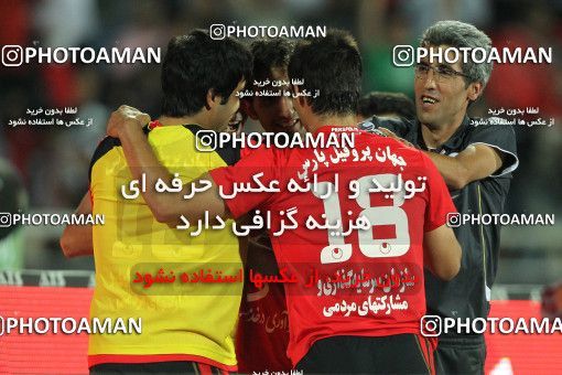 737778, Tehran, , Final جام حذفی فوتبال ایران, , Persepolis 4 v 2 Malvan Bandar Anzali on 2011/06/07 at Takhti Stadium Anzali