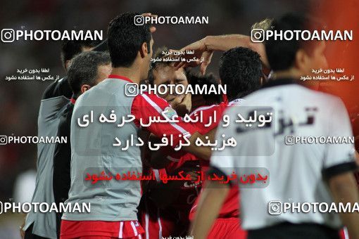 758983, Tehran, [*parameter:4*], لیگ برتر فوتبال ایران، Persian Gulf Cup، Week 6، First Leg، Esteghlal 2 v 3 Tractor Sazi on 2011/09/09 at Azadi Stadium