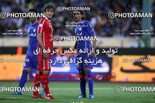 742960, Tehran, [*parameter:4*], لیگ برتر فوتبال ایران، Persian Gulf Cup، Week 6، First Leg، Esteghlal 2 v 3 Tractor Sazi on 2011/09/09 at Azadi Stadium