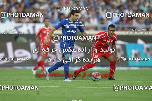 744119, Tehran, [*parameter:4*], لیگ برتر فوتبال ایران، Persian Gulf Cup، Week 6، First Leg، Esteghlal 2 v 3 Tractor Sazi on 2011/09/09 at Azadi Stadium