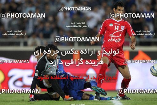 744035, Tehran, [*parameter:4*], لیگ برتر فوتبال ایران، Persian Gulf Cup، Week 6، First Leg، Esteghlal 2 v 3 Tractor Sazi on 2011/09/09 at Azadi Stadium
