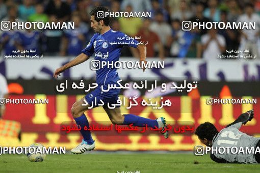 744295, Tehran, [*parameter:4*], لیگ برتر فوتبال ایران، Persian Gulf Cup، Week 6، First Leg، Esteghlal 2 v 3 Tractor Sazi on 2011/09/09 at Azadi Stadium