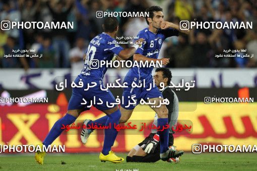 744069, Tehran, [*parameter:4*], لیگ برتر فوتبال ایران، Persian Gulf Cup، Week 6، First Leg، Esteghlal 2 v 3 Tractor Sazi on 2011/09/09 at Azadi Stadium